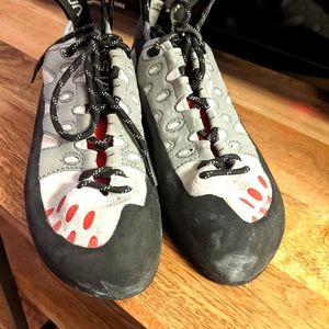 La Sportiva Tarantula 37.5